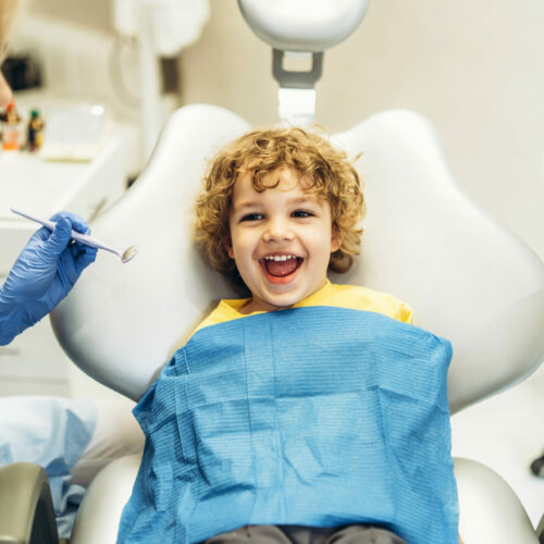 Child at Dentist Child dental check-up